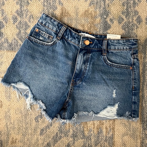 ZARA Cut-off Jean Shorts - Picture 1 of 2